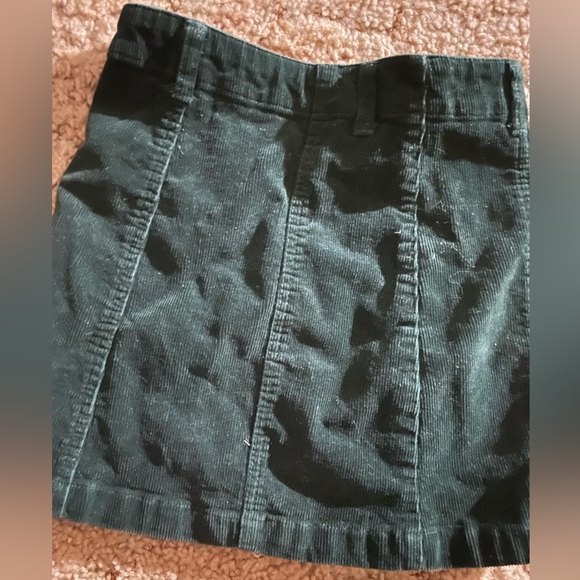 Forever 21 Green Corduroy Button Front Skirt - Picture 4 of 6